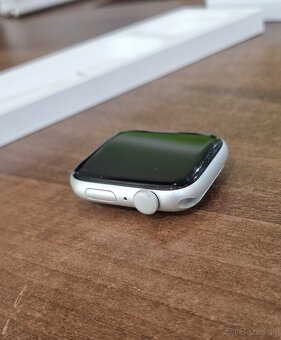 Apple Watch SE GEN 2 44mm - 3