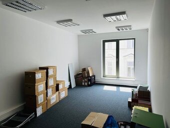 Kancelársky celok 119m2, s parkovaním, Palisády-Panenská uli - 3