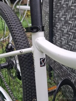 Genesis Helena S - 3