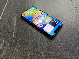 Apple iPhone X 256 GB Space Gray - 3