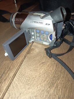Videokamera Panasonic - 3