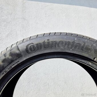Continental 255/45 R20 - 3