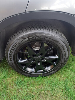 Predám BMW X5 E70 3.0d R6 v zachovalom stave - 3