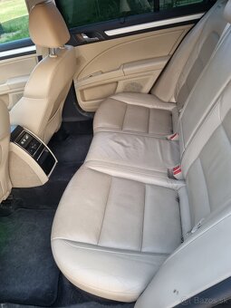 Škoda superb interiér sedadlá - 3