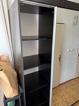 Veľká skriňa 222,5x200x60 - 3