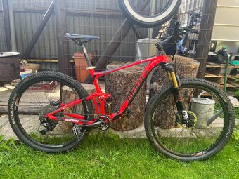 Celoodpruženy Giant Strive M 27,5 - 3