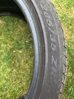 285/35 R22 Pirelli p zero - 3