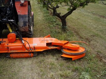 Kosenie čistenie pozemkov úprava terénu frézovanie pňov - 3