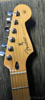Elektrická gitara Fender Stratocaster PF Black + kufor - 3