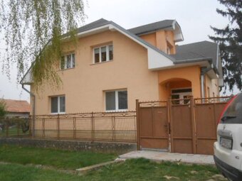 42014-Dražba rodinného domu s dvoma bytovými jednotkami - 3