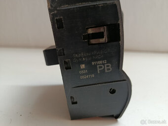 vypinac svetiel opel corsa c 9116612 20€ - 3