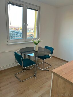 Prenájom 1, 5 izb. byt ,ul. Hviezdna Nitra- centrum - 3