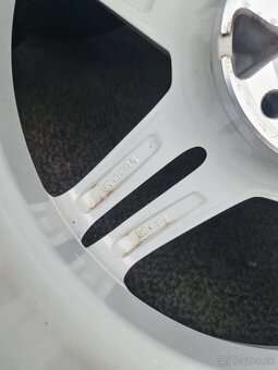 5X112 R18 + ZIMNE PNEU 235/60 R18 - 3