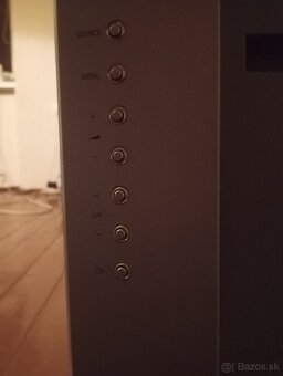 Starý Samsung televizor - 3