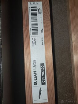 Posteľ + nočný stolík - 3