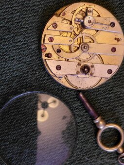 FUNKCNY STROJCEK NA KLUCIK - 3