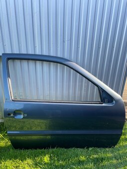 Dvere VW polo 6n2 3 dverak r.v.2000 - 3