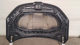 ŠKODA KAROQ r.v. 2019, PREDNÁ KAPOTA. - 3