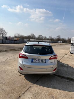Hyundai i30 1.6Crdi - 3