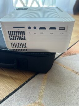 Mini projektor VANKYO LEISURE 470 W - 3
