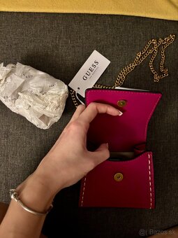GUESS mini kabelka - 3