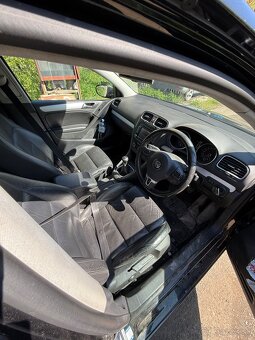 Rozpredam Volkswagen Golf VI 2.0 TDi 103kw . Kod motora : C - 3
