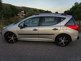 PEUGEOT 207SW 1.4i 140000km - 3