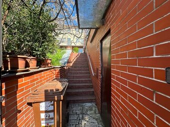 8izb. RD, Staré Mesto - BA I. pod Bôrikom - 3