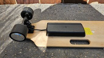Predám elektrický skateboard - 3