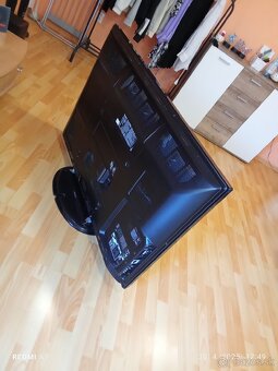 Televízor 127cm - 3