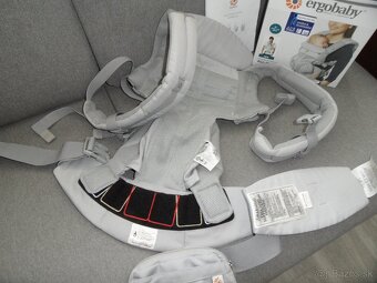 Nosič ergobaby Omni 360 - 3
