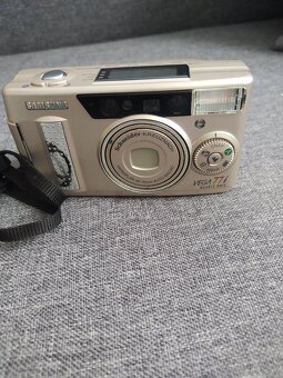 Samsung - 3