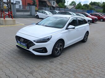 Hyundai i30 WG 1.6CRDi 85kW TAŽNÉ SMART ZÁRUKA DPH - 3