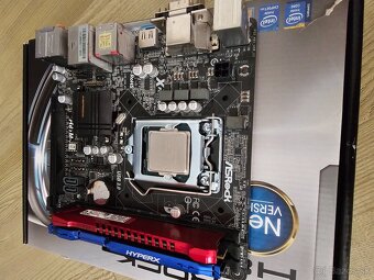 ASROCK H81M-ITX + i5 4460 + 12GB RAM DDR3 - 3