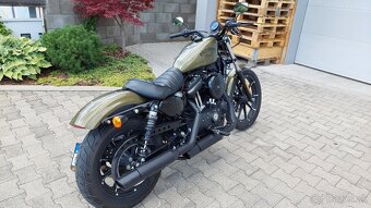 Harley-Davidson Iron Sportster XL883 - 3