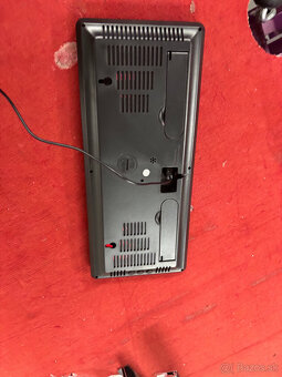 Digitálne nástenné hodiny s LED diódami - 3