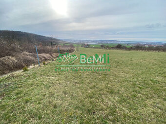 Investičný pozemok Nitra - pod ZOBOROM ID 458-14-MIGa - 3