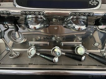 Faema Emblema – profesionálny kávovar (2012, v dobrom stave) - 3