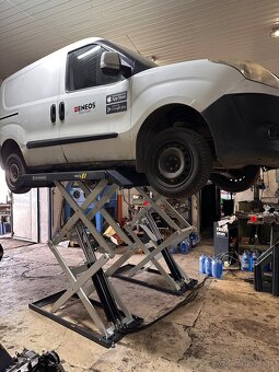 Noznicovy zdvihak 3800kg - 3