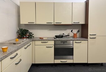 Nadčasová kuchyňa LEONA - 3