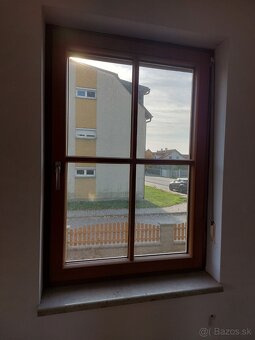 Okná drevohliník Josko s roletami - 3