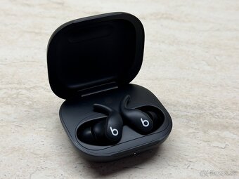 Beats Powerbeats Fit - 3