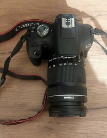 Canon EOS 2000D a 18-135mm - 3