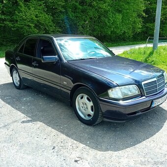 Mercedes-Benz W202 - 3
