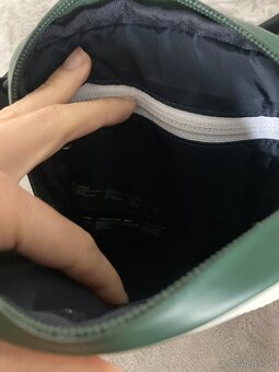 Lacoste originál crossbody taška - 3