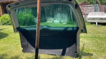 Kufrove dvere seat alhambra - 3