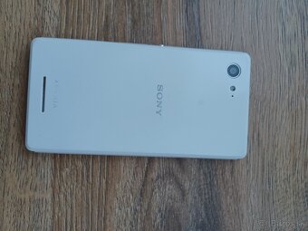 Sony Xperia E3 - 3