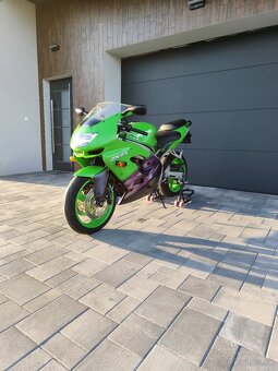 Kawasaki zx9r - 3