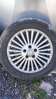 5x108 R16 elektróny Ford - 3