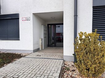 Priestranný 4-izbový byt s terasou - Kostolište - 3